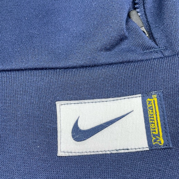Mens Michigan Center Swoosh Nike Hoodie Size Small - Picture 6 of 12